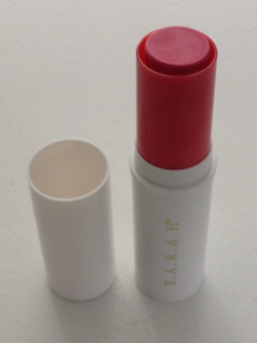 ⭐NWOT – F.A.R.A.H CREAMY MALAI BLUSH STICK in Pink/Coral Tones, 0.25 oz⭐